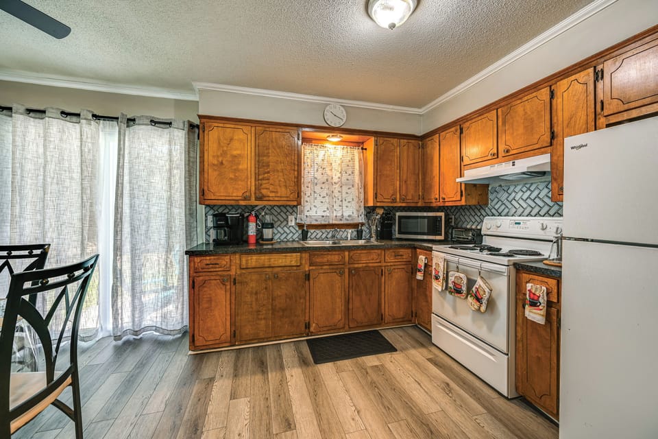 Kitchen | 1st Floor