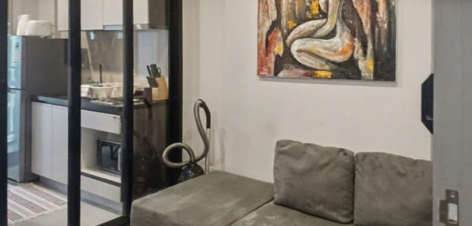 Condo, 1 Bedroom, Accessible, City View | Living room