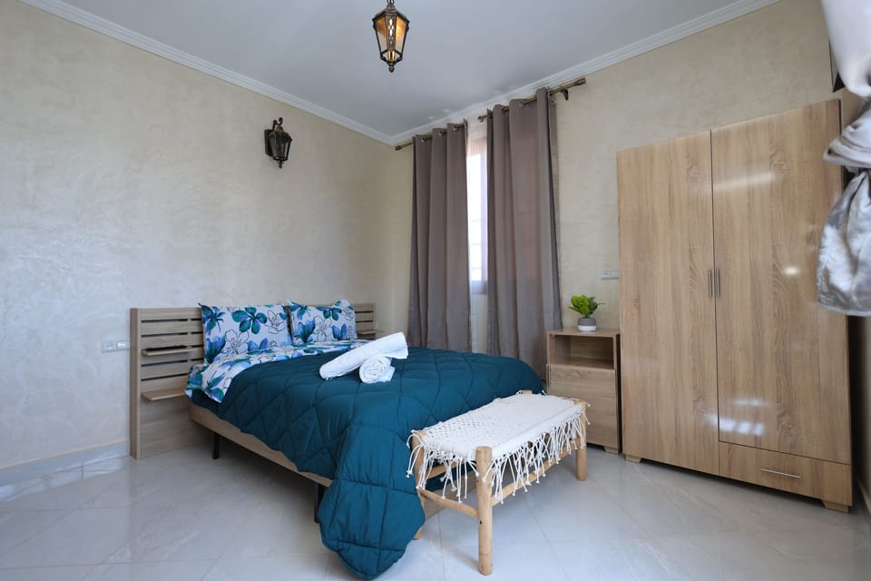 Standard Double Room | In-room safe, iron/ironing board, cribs (free), WiFi (free)