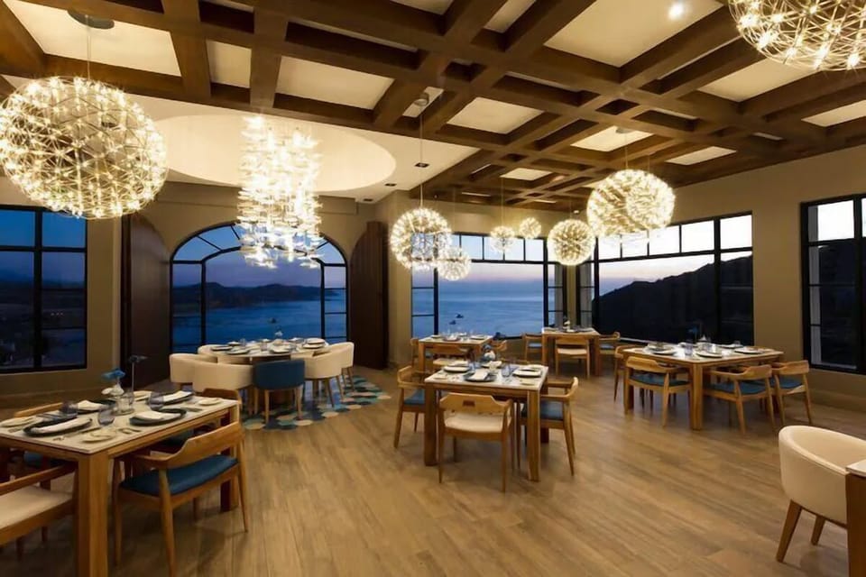Resort Dining