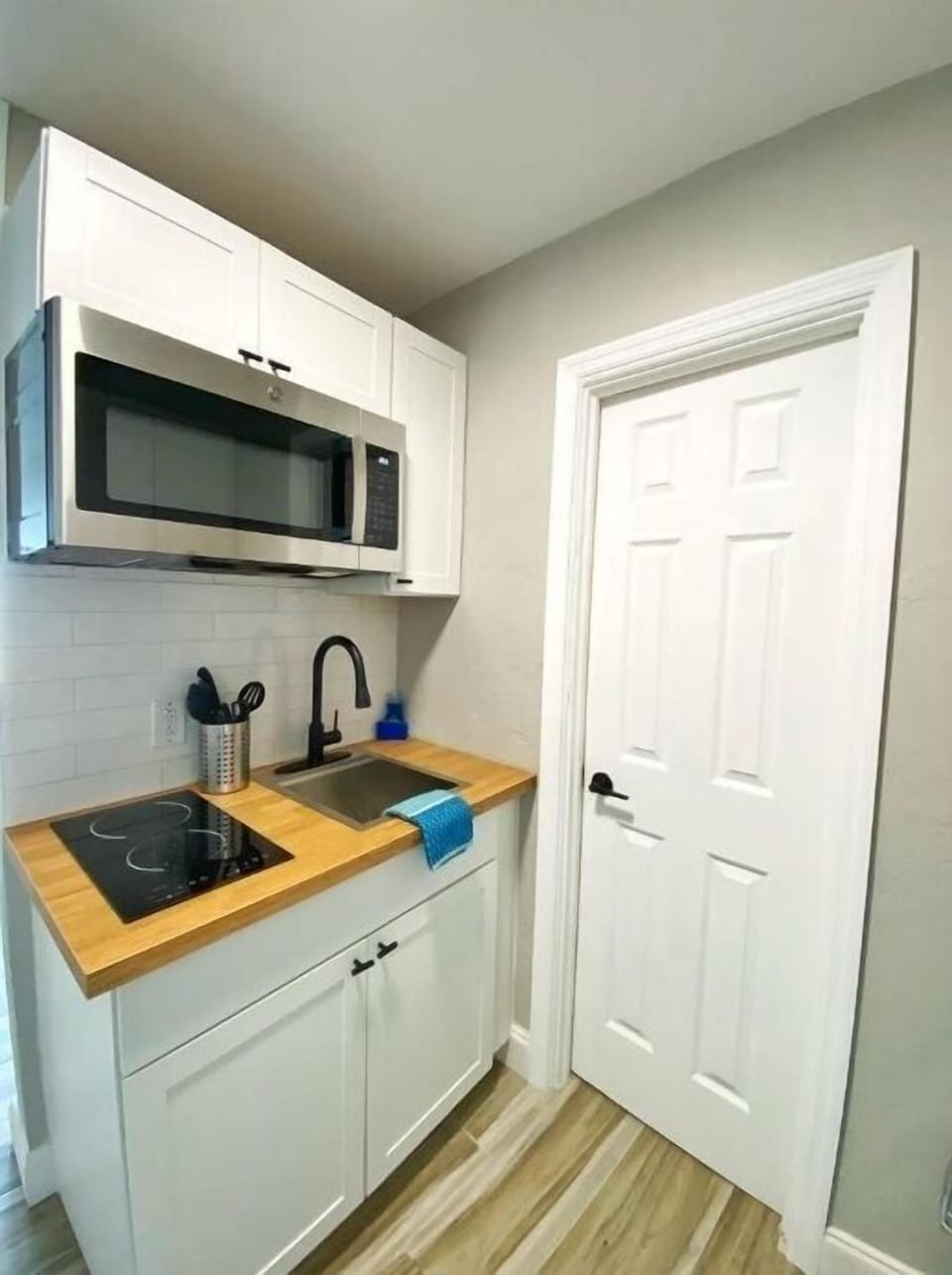 Fully equipped kitchen for all your cooking needs.