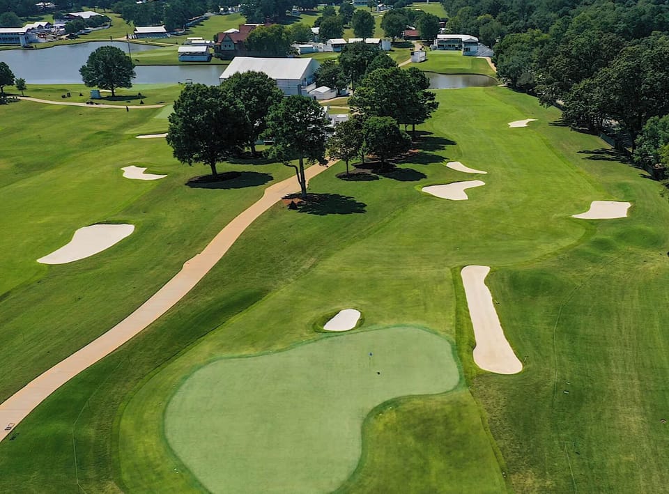 10 min drive East Lake Golf Course 