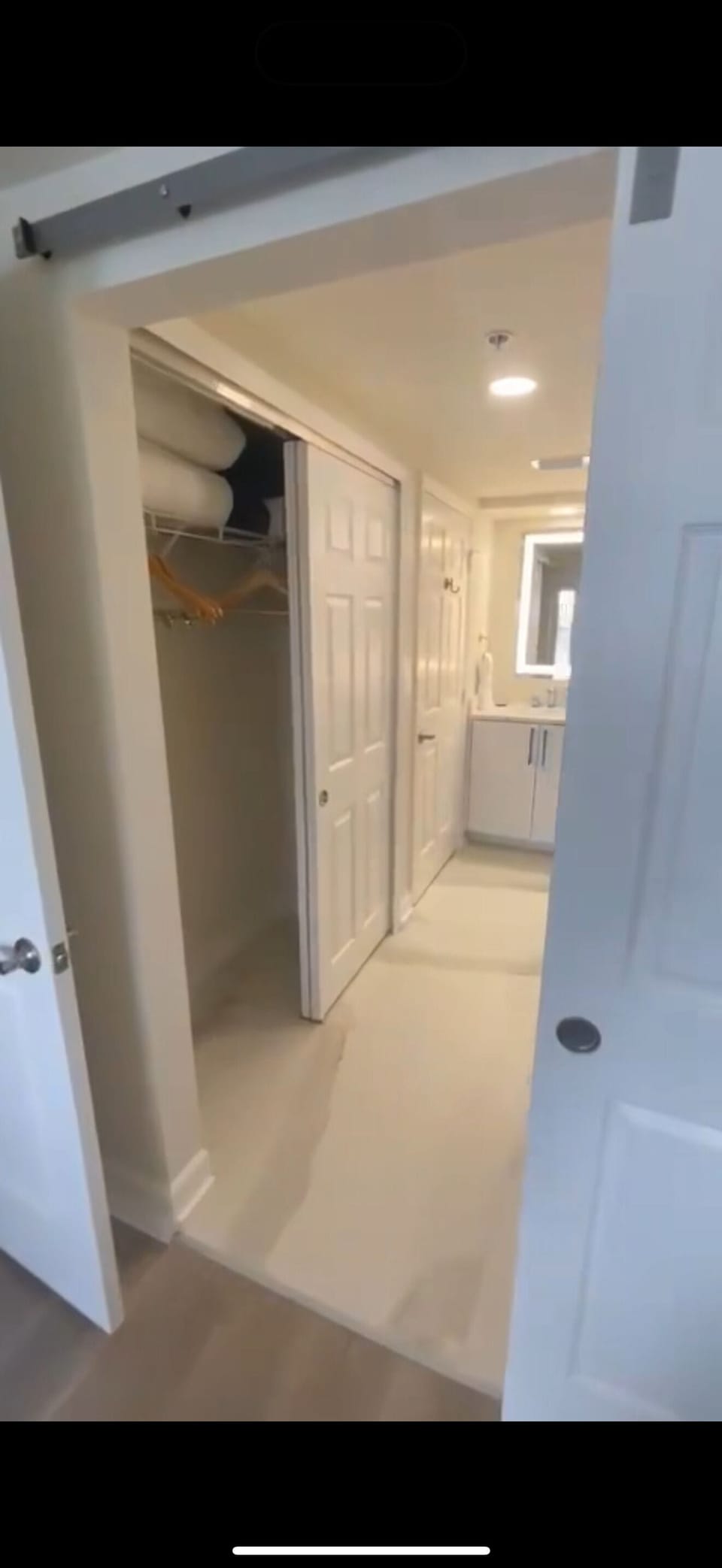 Towels, soap, shampoo, toilet paper