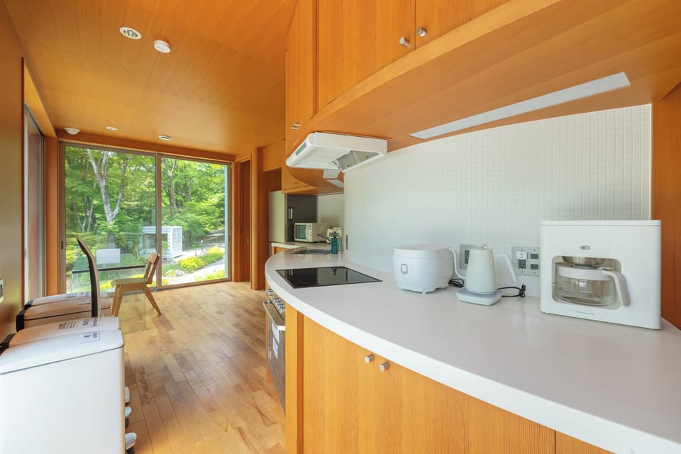 Electric kettle, toaster