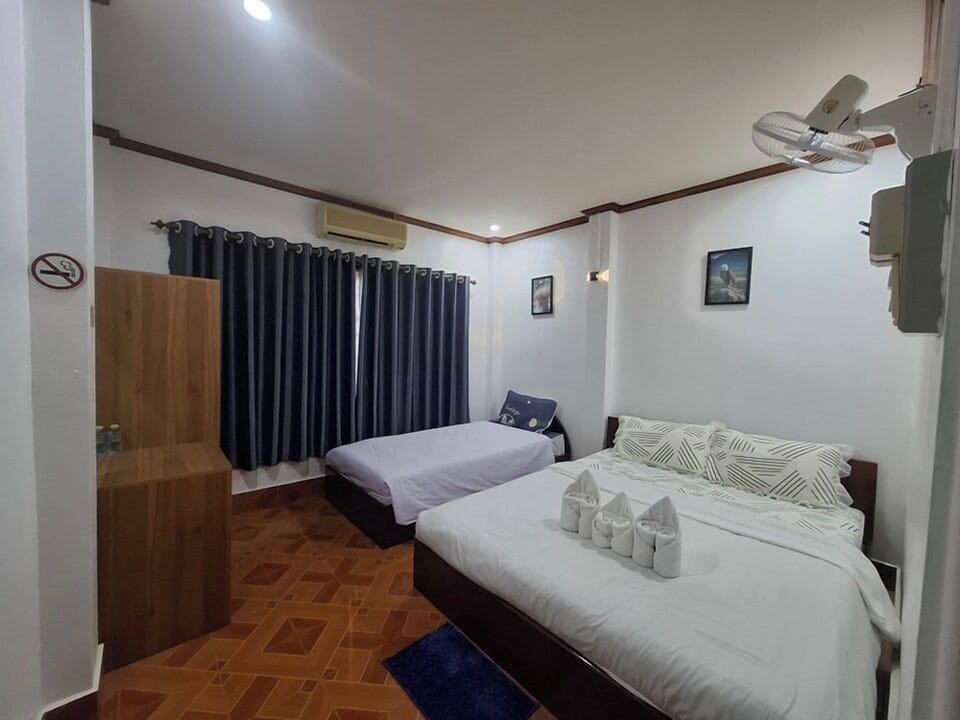 Traditional Triple Room | Free WiFi