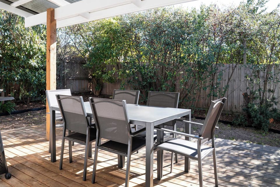 Alfresco Dining 