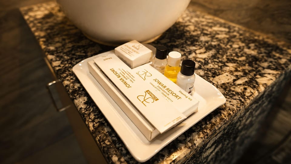 Deluxe Double Room | Bathroom | Free toiletries, slippers, towels, soap