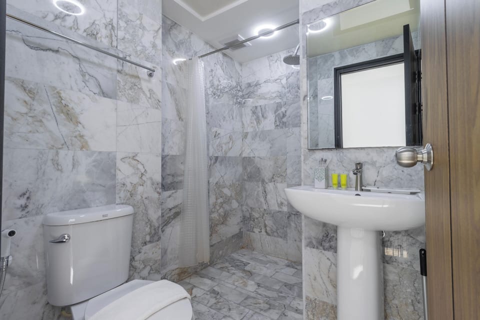 Apartment, Balcony | Bathroom