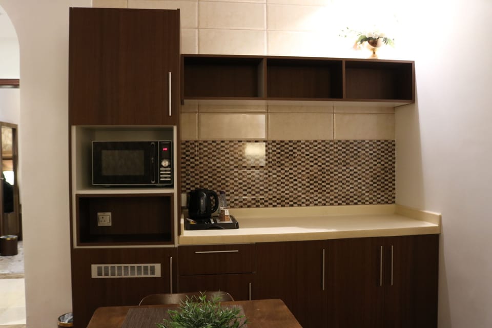 Junior Suite | Premium bedding, minibar, desk, soundproofing
