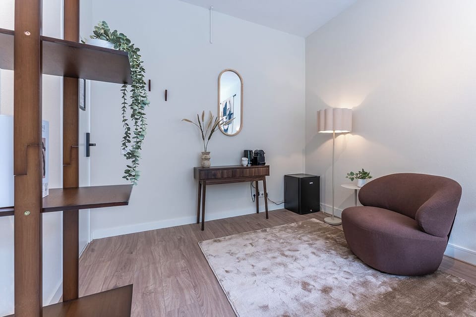 Comfortabele slaapkamer in Tilburg – ideaal voor zakenreizigers
Rustige en ruime kamer met comfortabel tweepersoonsbed, perfect voor een zakelijke overnachting in Tilburg. Een fijne plek om te ontspannen na een werkdag.