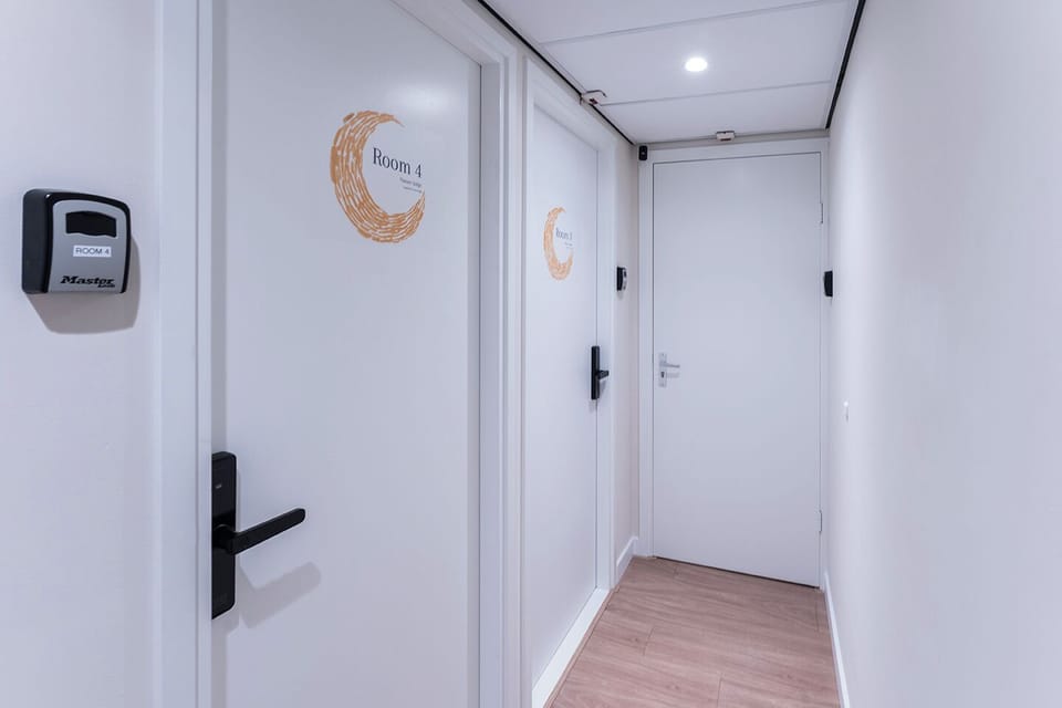 Room layout. Perfect and well maintained.