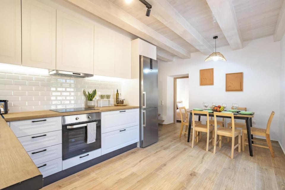Villa, Mountain View | In-room dining