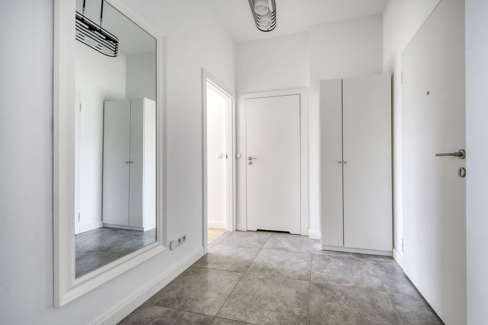 Deluxe Apartment, Balcony, Garden View | Blackout drapes, iron/ironing board, free WiFi