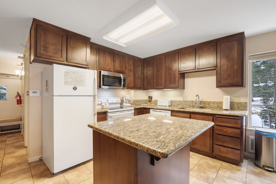 Indoors, Kitchen, Appliance, Refrigerator, Microwave