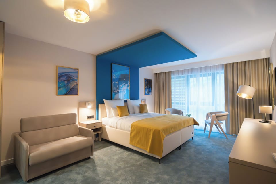 Deluxe Triple Room | Free WiFi