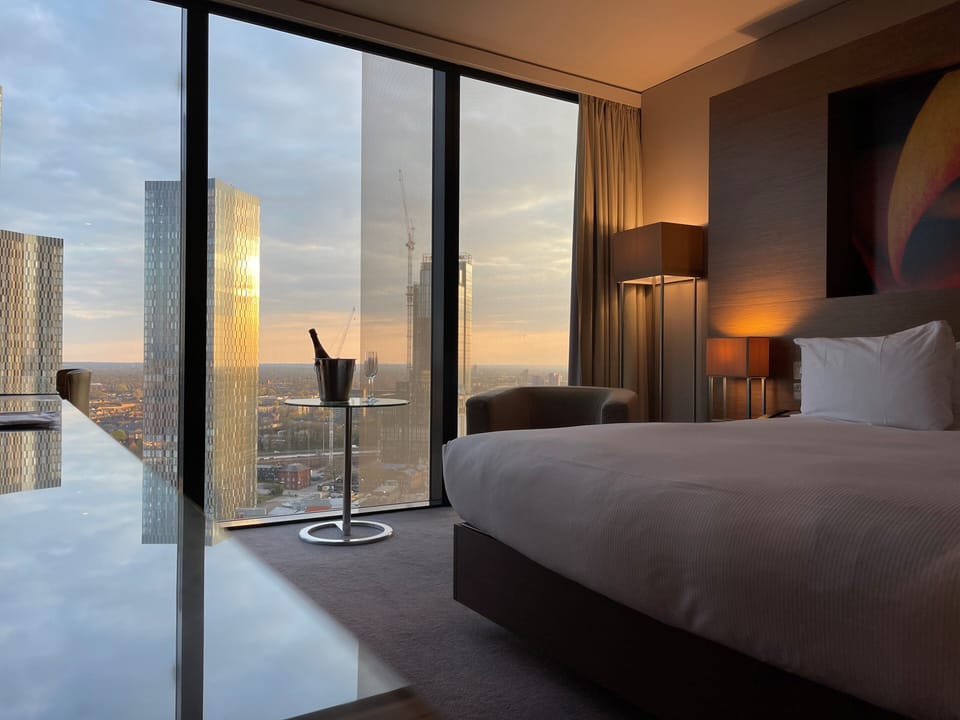 Premium bedding, in-room safe, blackout drapes, iron/ironing board
