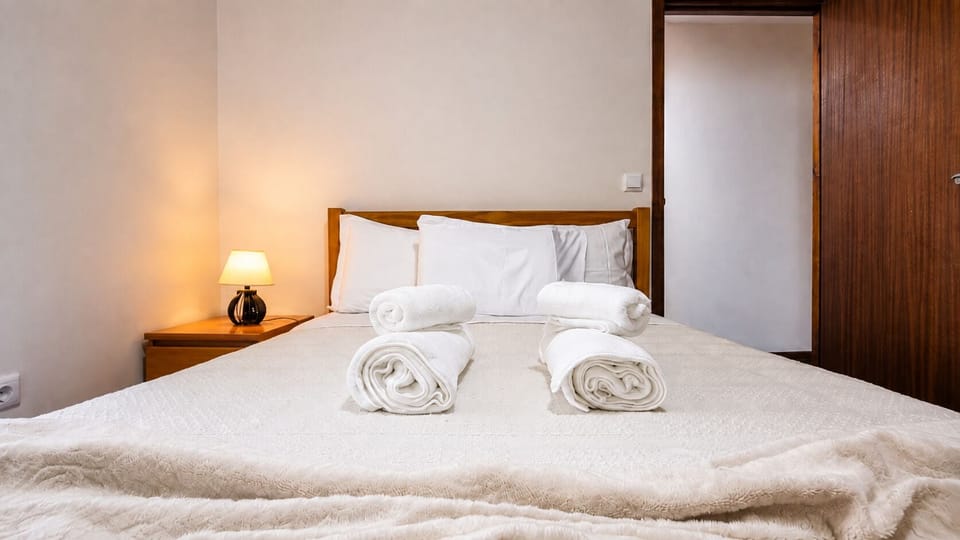 Classic Cottage, Garden View | WiFi (free), bed sheets