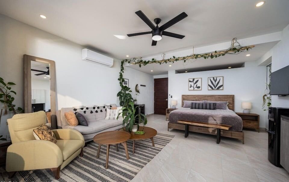 Deluxe Condo, Balcony, Ocean View | In-room safe, free WiFi