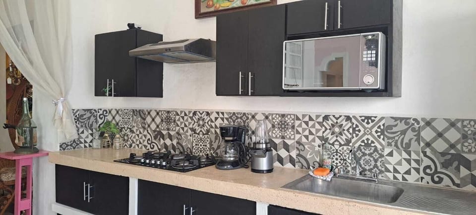 Shared fridge, shared microwave
