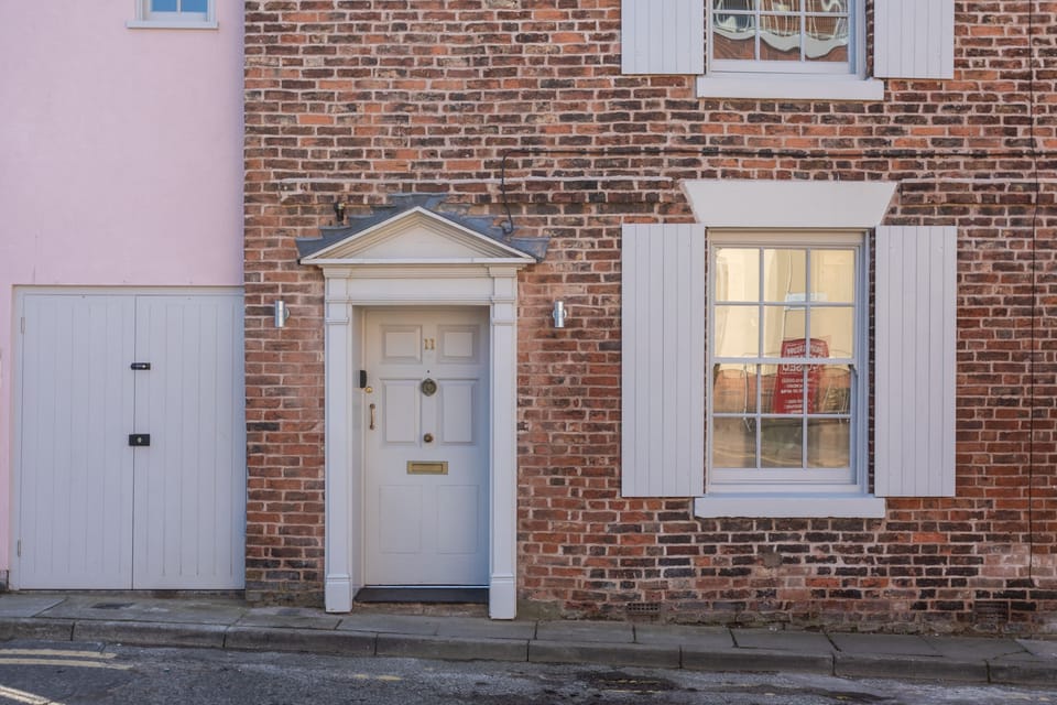 Beautifully Restored Georgian Townhouse