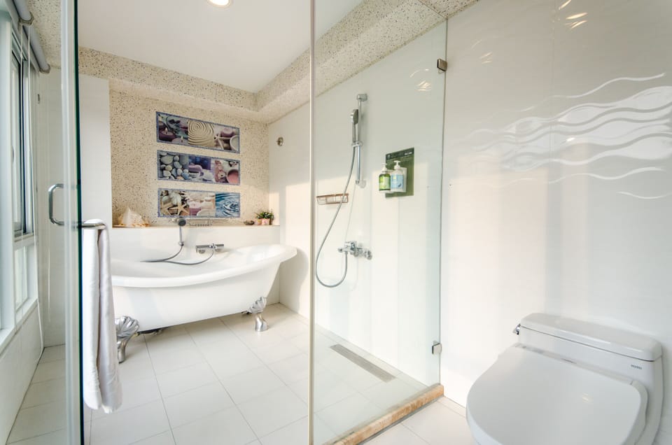 Luxury Double Room | Premium bedding, in-room safe, desk, blackout drapes