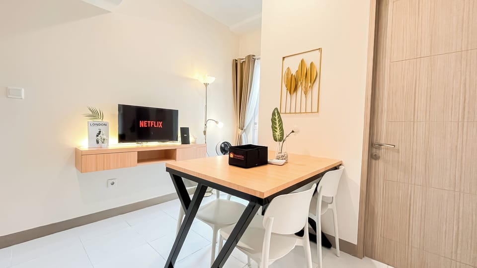Standard Apartment | In-room dining