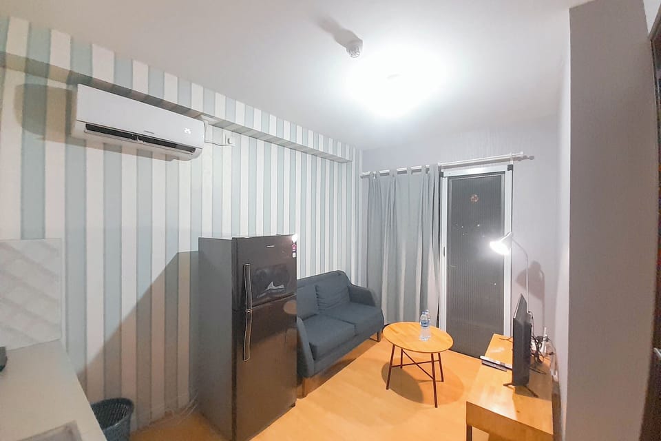 Standard Apartment | Living area
