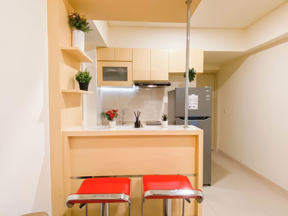 Standard Apartment | In-room dining