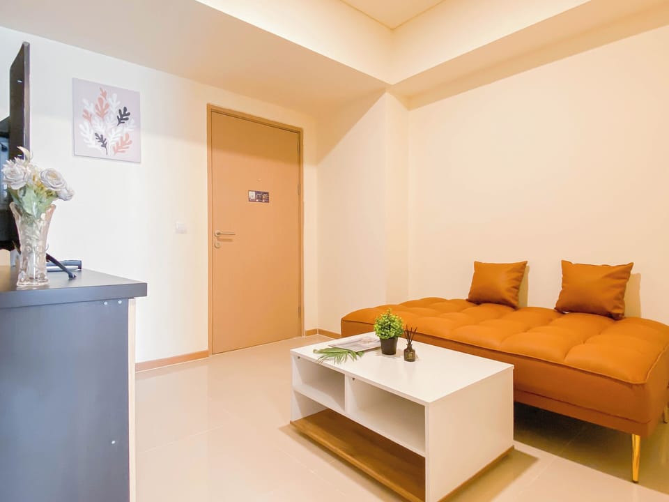 Standard Apartment | Living area