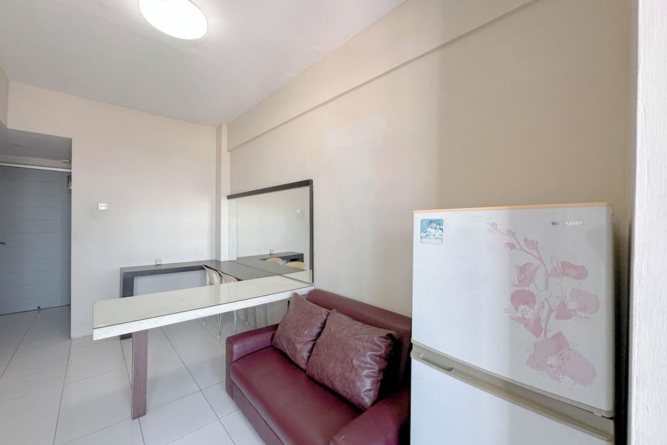 Standard Apartment | Living area