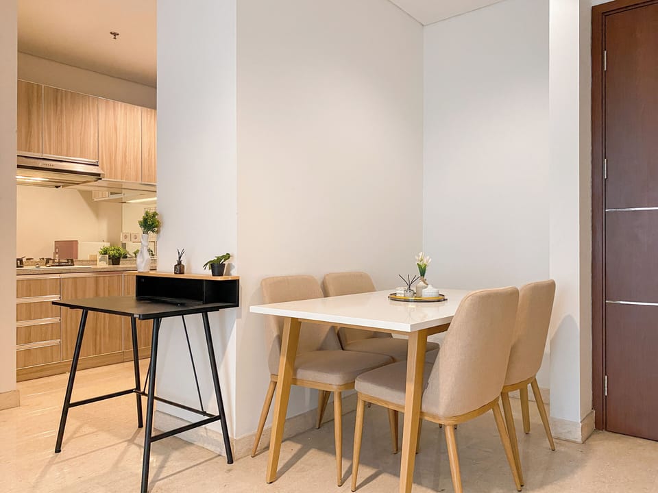 Standard Apartment | In-room dining