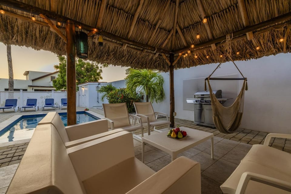 Villa Dushi-Private PoolPalapaBBQClose to Beach (38952)