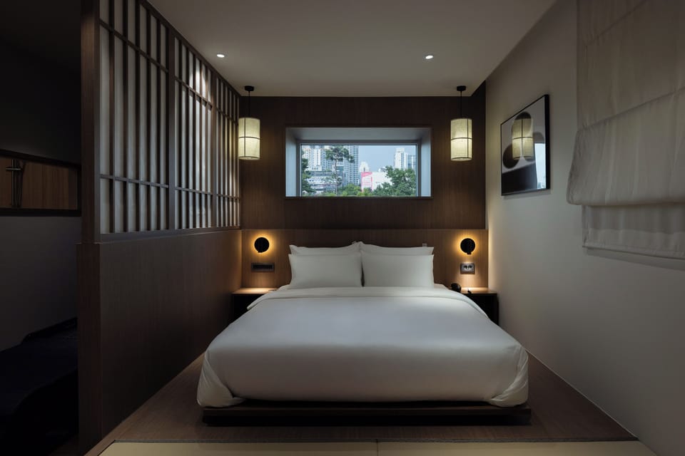 Relaxtion Hinoki Room | Desk, laptop workspace, soundproofing, free WiFi