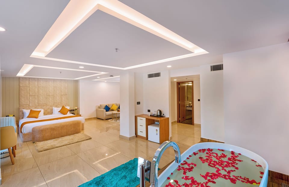 Presidential Suite, Valley View | In-room safe, blackout drapes, soundproofing, iron/ironing board