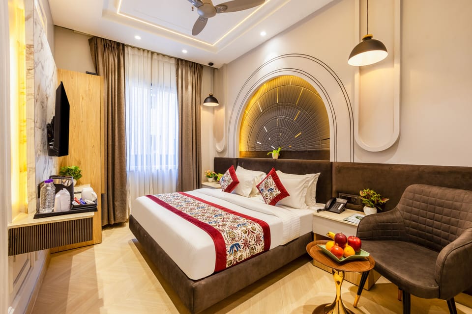 Superior Double Room, City View | In-room safe, iron/ironing board, free WiFi