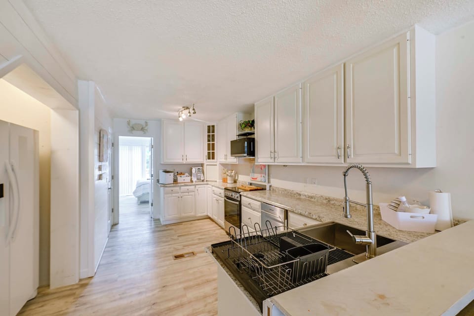 Kitchen | 1st Floor | Dishwasher | Drip & Single-Serve Coffee Maker
