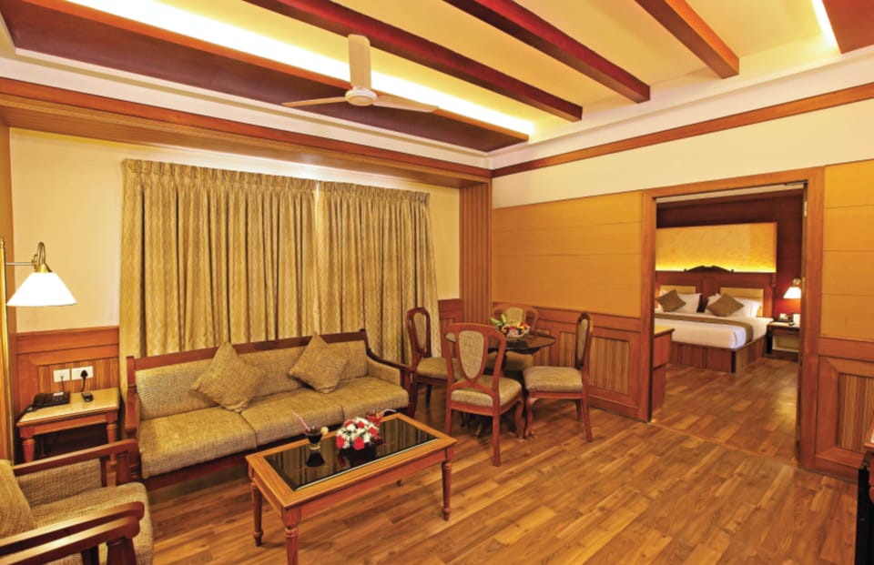 Presidential Suite | Living area | Flat-screen TV