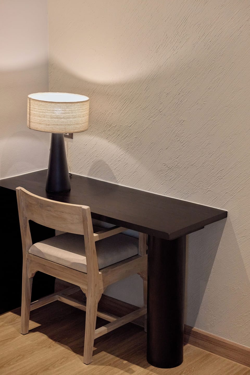 Deluxe Double Room | Desk, free WiFi, bed sheets