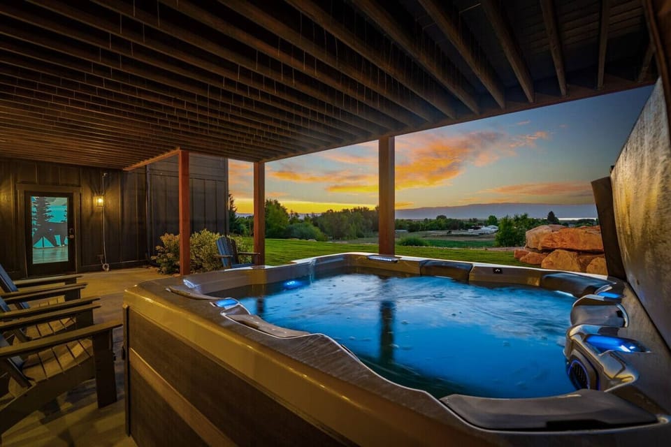 Hot Tub