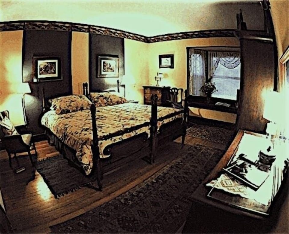 The Hunt Room | Individually decorated, individually furnished, iron/ironing board