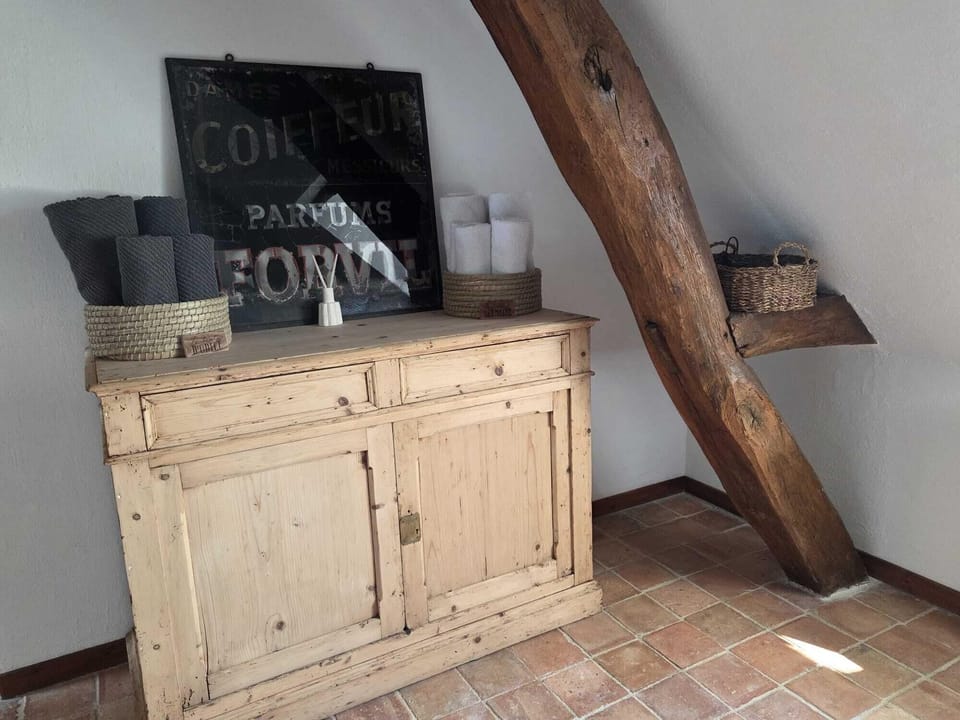 Double Room, Garden View | Bathroom amenities