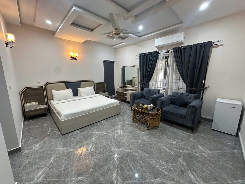 Deluxe Single Room | Free WiFi