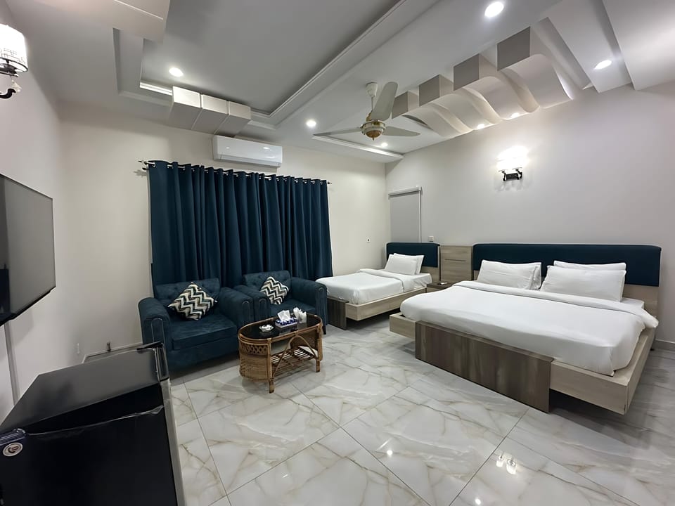 Deluxe Double Room | Free WiFi