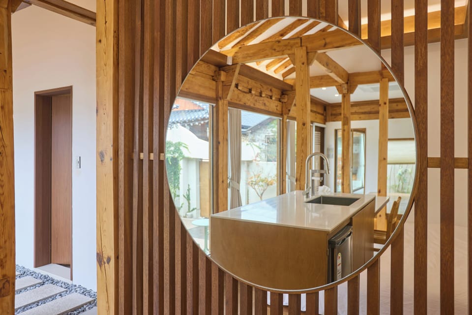 Classic House, Courtyard View | Free WiFi