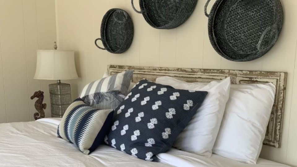 Unit with King size bed