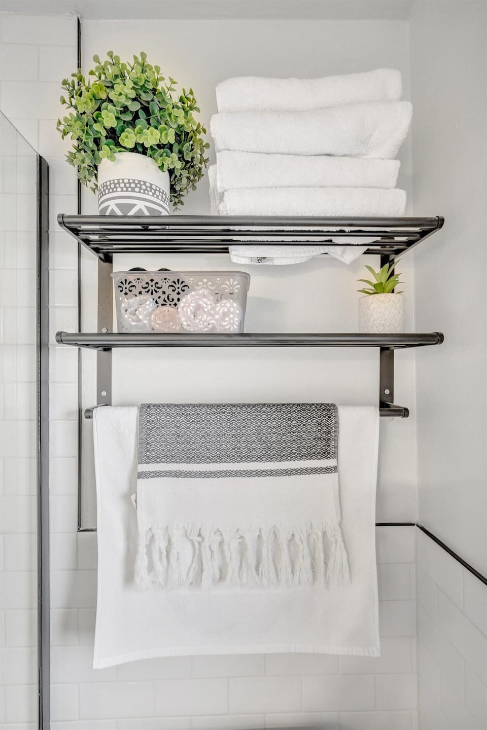 Fresh towels, ready for your arrival. Because every good trip starts with a clean slate! 