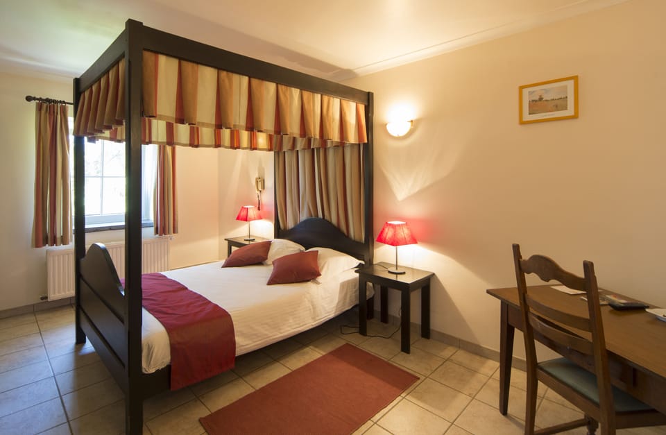 Standard Double or Twin Room | Desk, cribs/infant beds, rollaway beds, free WiFi