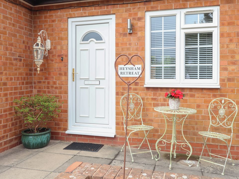 Outdoor | Heysham Retreat, Evesham