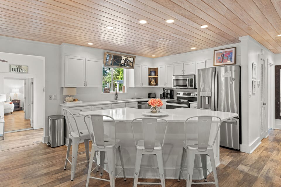1st Floor Open Concept Kitchen & Dining