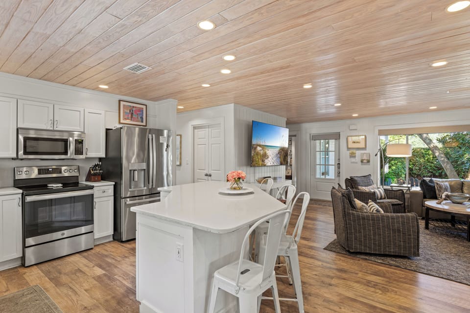 1st Floor Open Concept Kitchen & Dining